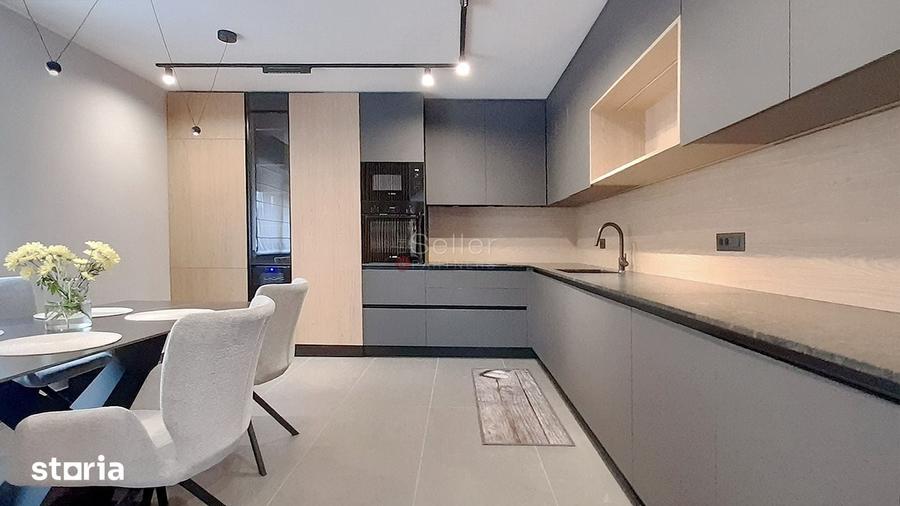 Apartament cu 3 camere, mobilat în Schei