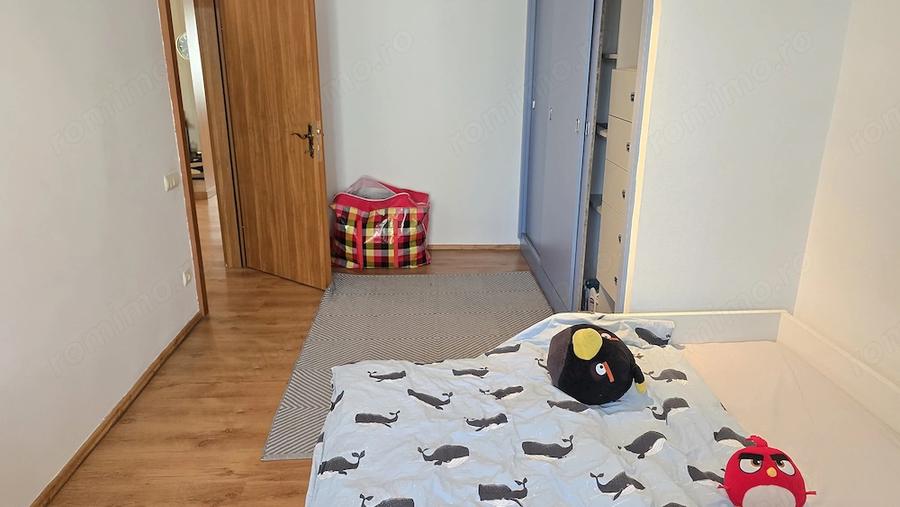 Apartament cu 3 camere decomandat în Dorobanți