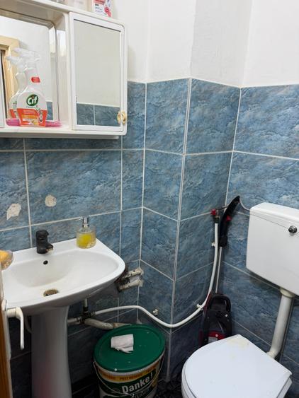 Apartament cu 3 camere în Aradului