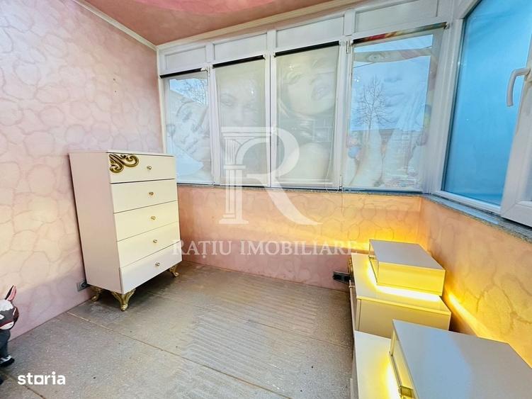 Casă cu 4 camere în Rogerius
