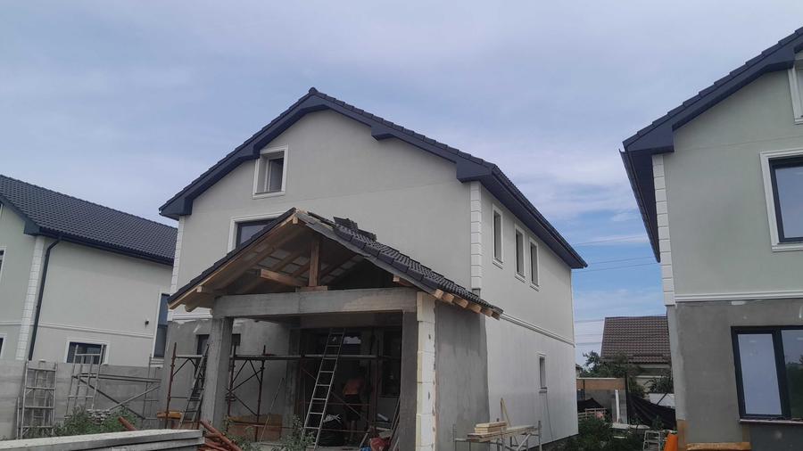 Casă cu 4 camere în Central