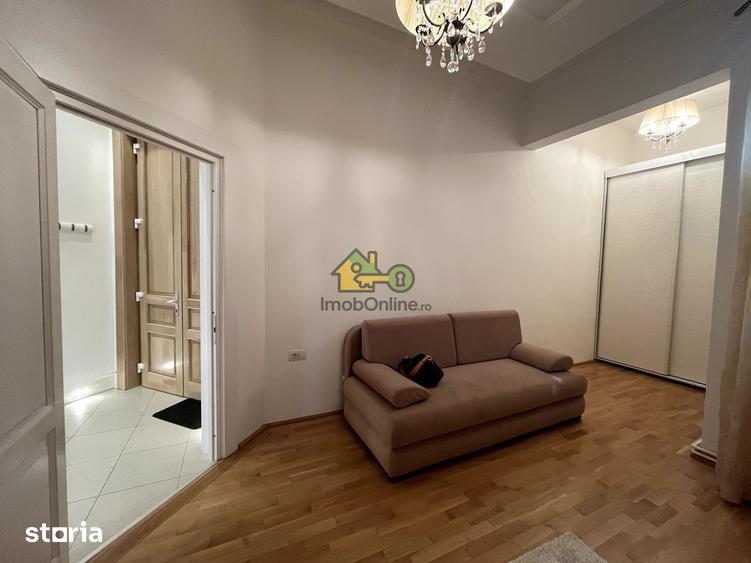 Apartament cu 3 camere semidecomandat în Elisabetin