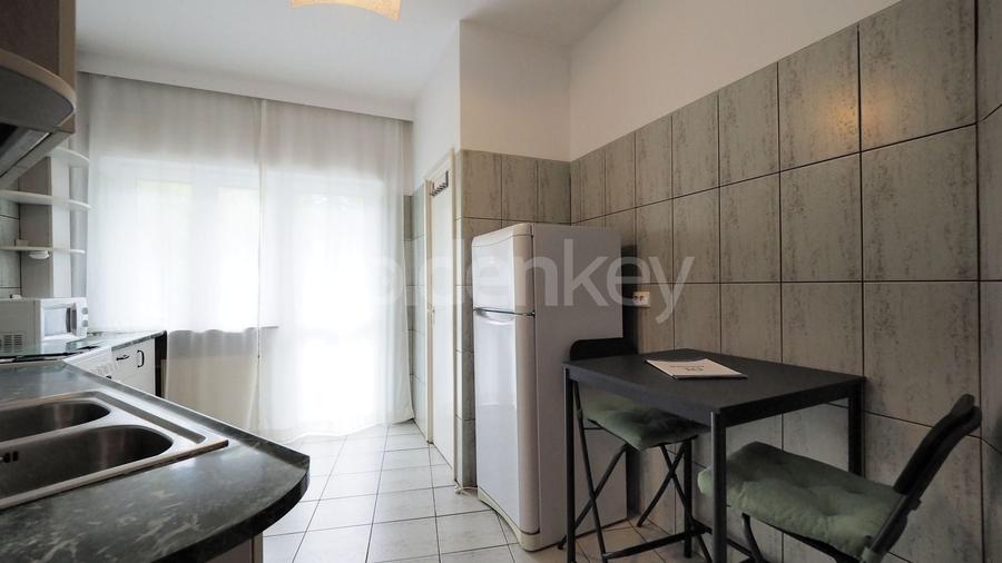 Apartament cu 2 camere semidecomandat, mobilat în Dorobanți
