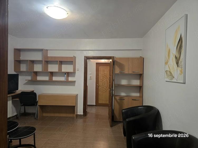 Apartament cu 2 camere semidecomandat în Buda