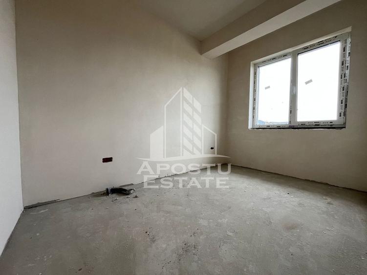 Duplex cu 4 camere cu Canalizare în Urseni