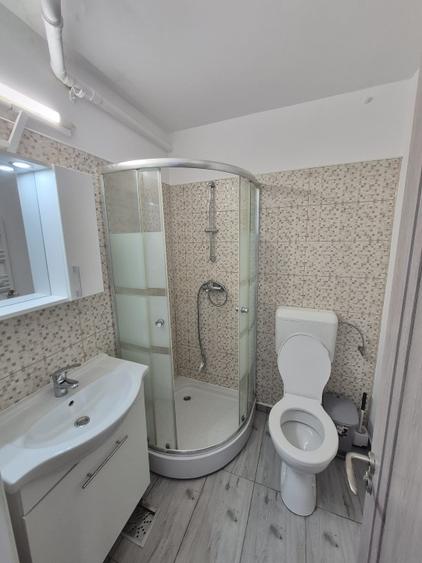 Garsonieră decomandată în Brâncoveanu