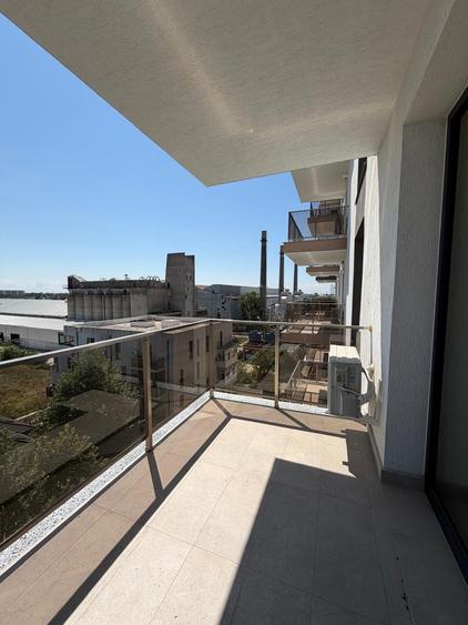 Apartament cu 2 camere semidecomandat în Theodor Pallady