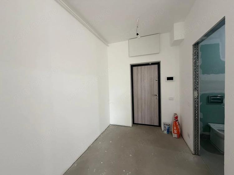 Apartament cu 3 camere semidecomandat în UTA