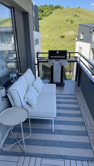 Apartament cu 3 camere decomandat în Baciu