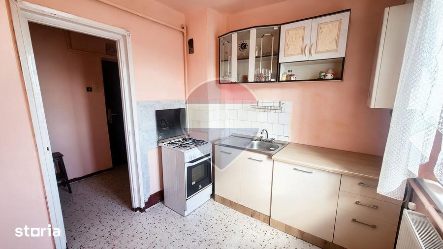 Apartament cu 2 camere semidecomandat în Central