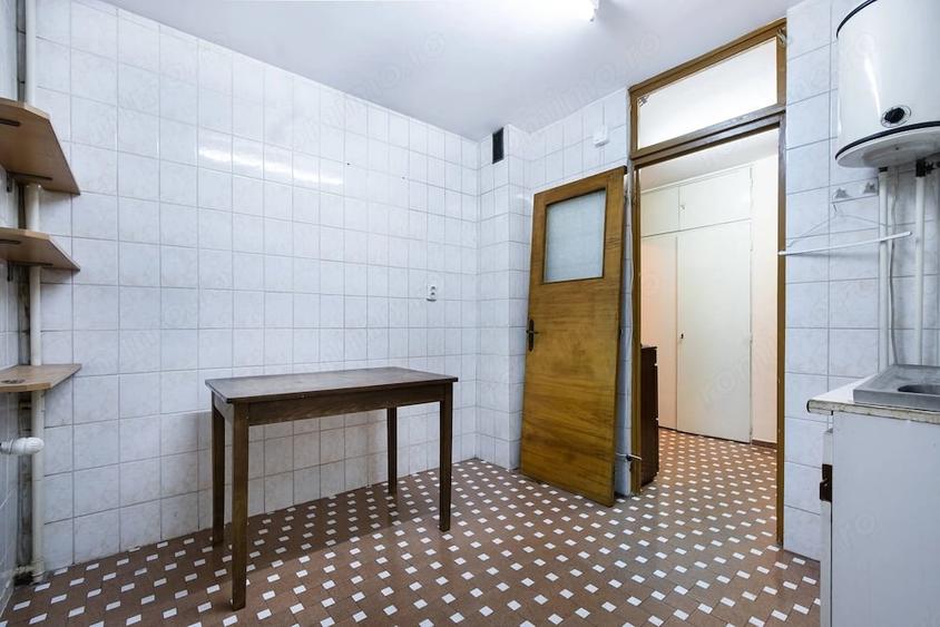 Apartament cu 2 camere decomandat în Baba Novac