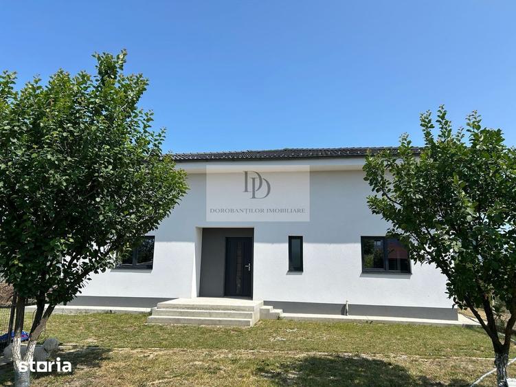 Casă cu 6 camere cu Teren 1400 Mp în Central