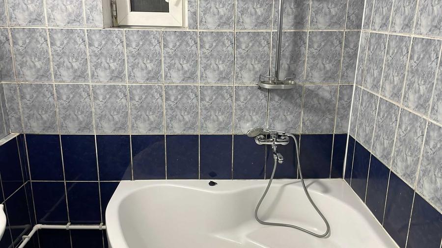 Ofer spre inchiriere apartament 2 camere decomandat - 1