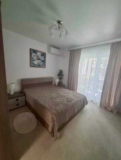 Apartament cu 2 camere decomandat în Apărătorii Patriei
