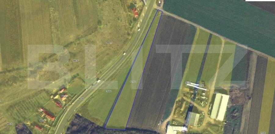 Teren agricol extravilan de 4400 mp, în Aiud