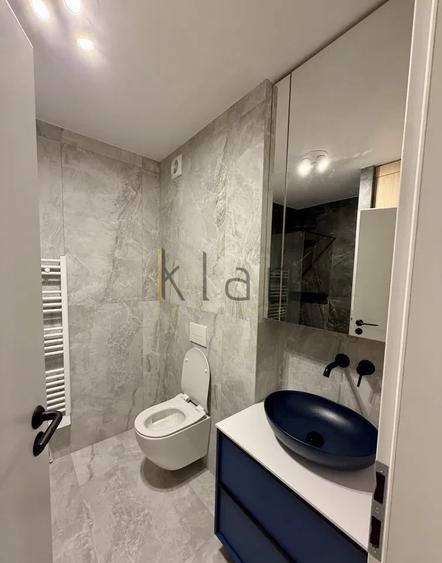 Apartament cu 2 camere semidecomandat, mobilat în Mărăști