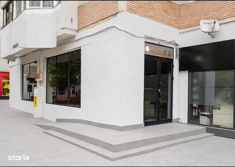 Spațiu comercial, de 73 mp, în Nicolina