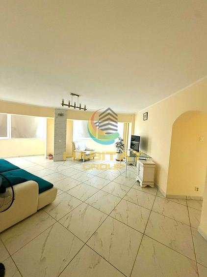 Apartament cu 3 camere decomandat în Decebal