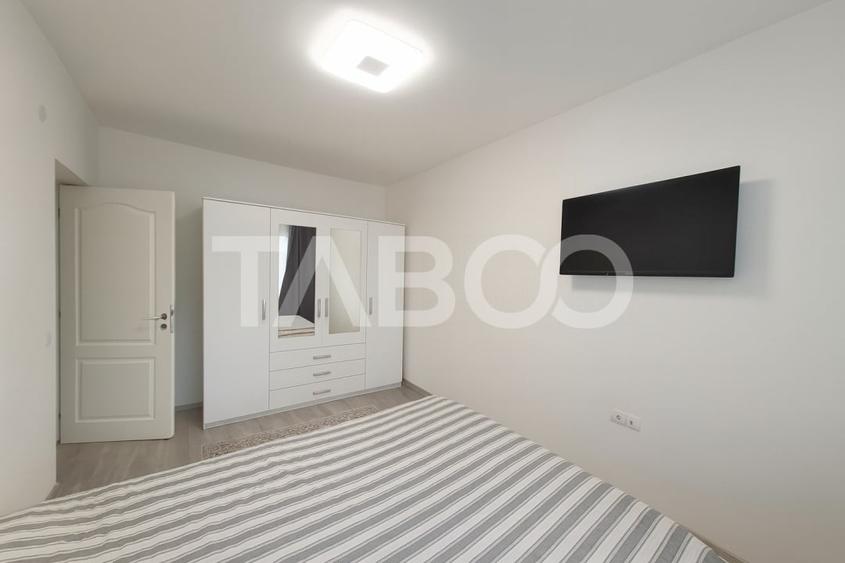 Apartament cu 3 camere decomandat, mobilat în Turnișor