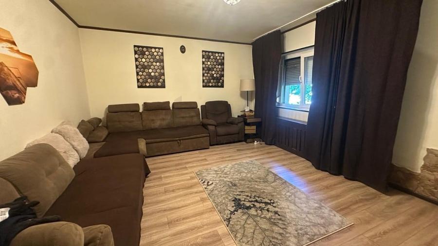 Apartament cu 2 camere decomandat, mobilat în Decebal
