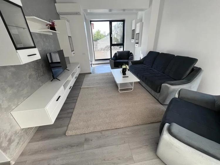 Apartament cu 2 camere decomandat, mobilat în Inel II