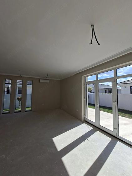 Casă cu 3 camere cu Teren 416 Mp în Exterior Vest