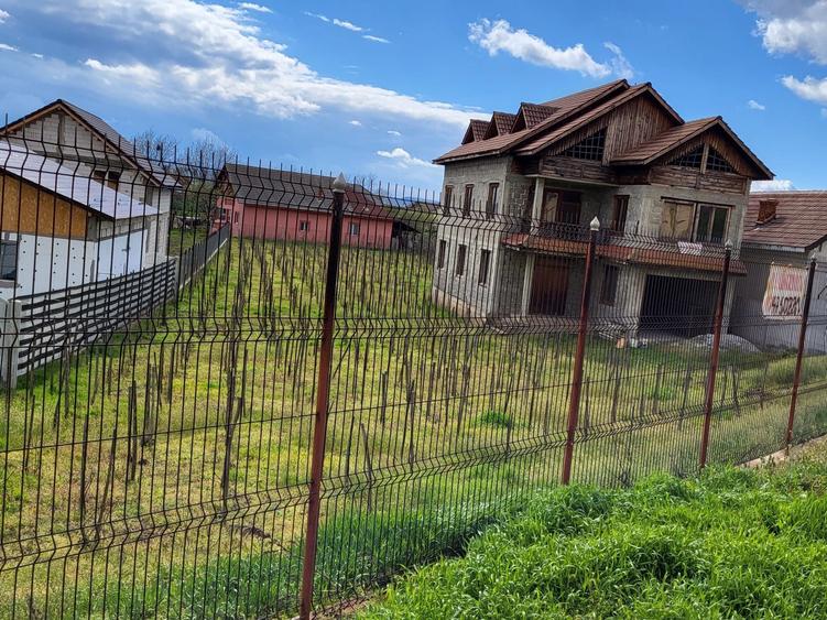 Casă cu 4 camere în Filiași