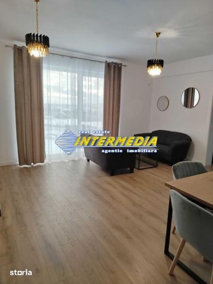 Apartament cu 3 camere decomandat, mobilat în Cetate