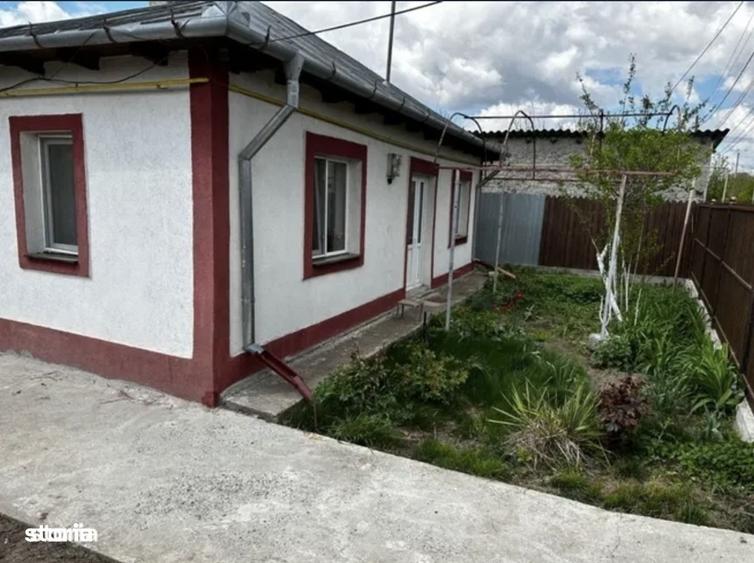Casă cu 4 camere în Chiscani