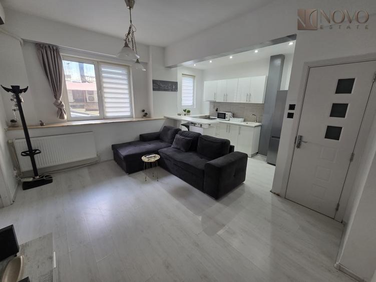 Apartament cu 2 camere semidecomandat, mobilat în P-ța Romană