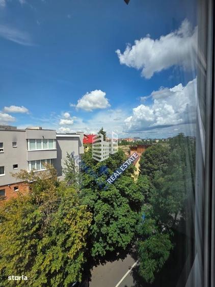 Apartament cu 2 camere decomandat în Scriitorilor
