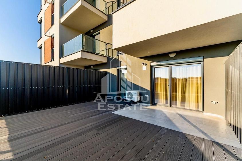 Apartament cu 2 camere semidecomandat, mobilat în UTA