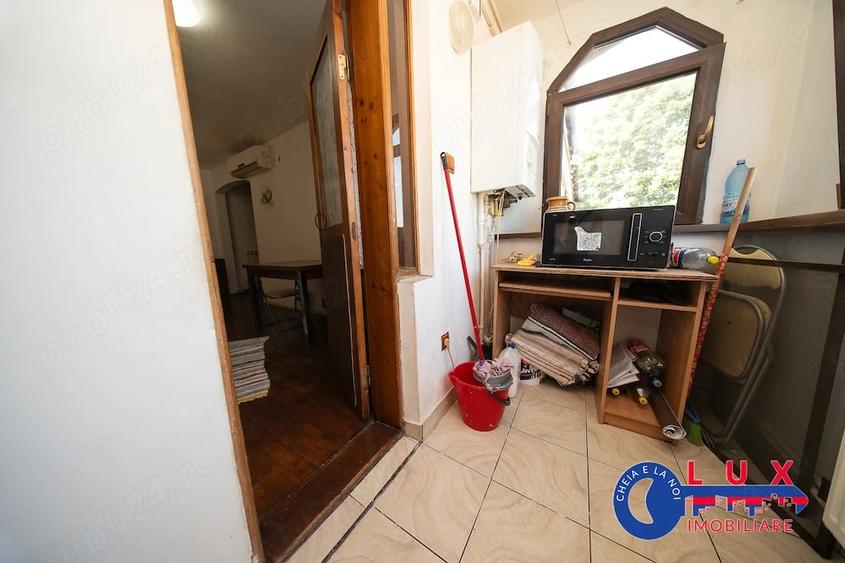 Apartament cu 3 camere decomandat în Babadag