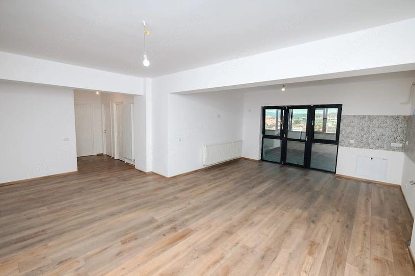 Apartament cu 3 camere decomandat în Ostroveni