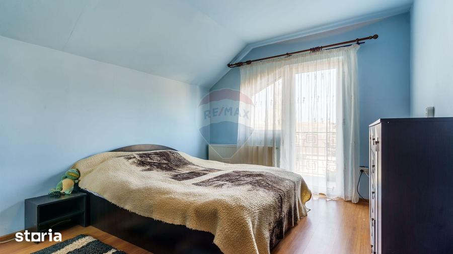 Casă cu 5 camere cu Teren 861 Mp în Apahida