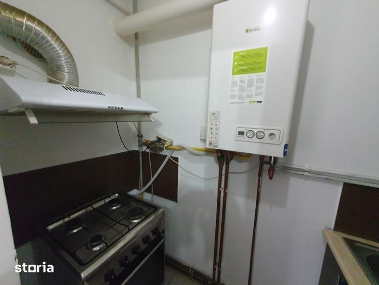 Apartament cu 2 camere decomandat în Steaua