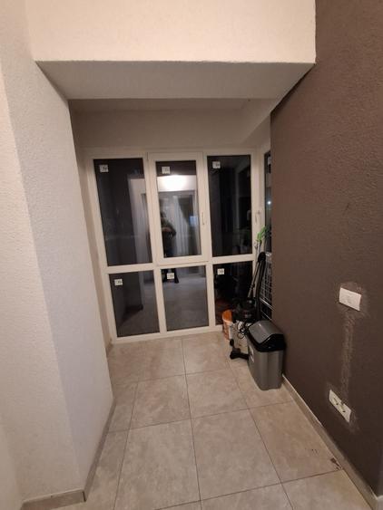 Apartament cu 2 camere decomandat în Calea Moldovei