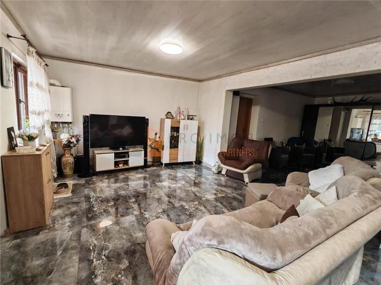 Casă individuală cu 5 camere cu Teren 766 Mp în Vernești