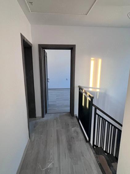 Apartament cu 3 camere decomandat în Tărlungeni