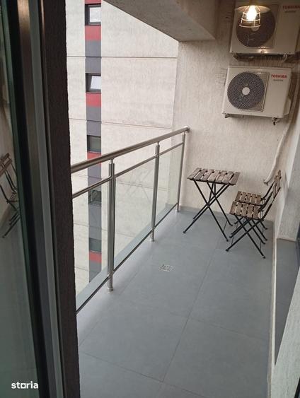 Apartament cu 2 camere decomandat în Politehnica