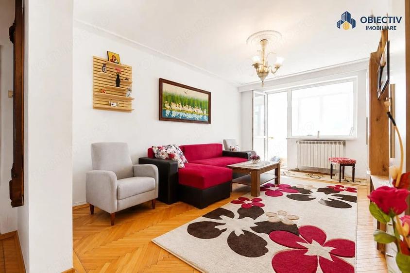 Apartament cu 4 camere semidecomandat în Nord