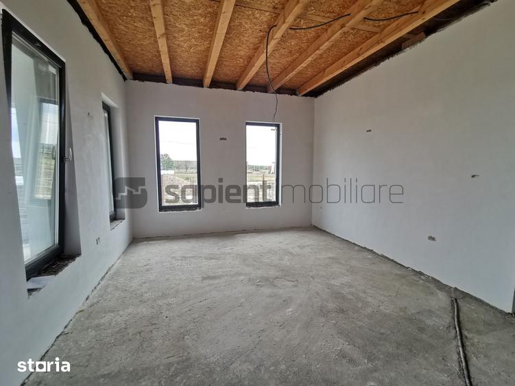 De vanzare casa cu 4 camere, la nivel semifinisat, Cihei - 3