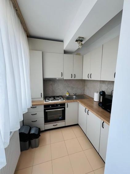 Apartament cu 2 camere semidecomandat în Central