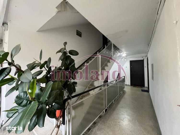 Apartament cu 3 camere în Drumul Taberei — fotografia 1