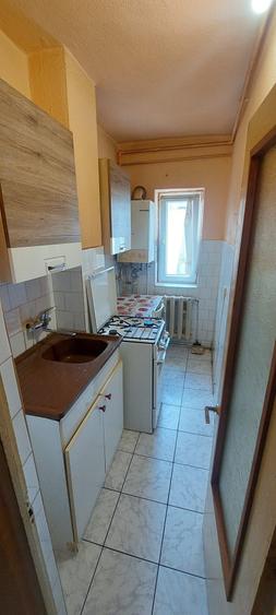 Garsonieră decomandată în Exterior Vest