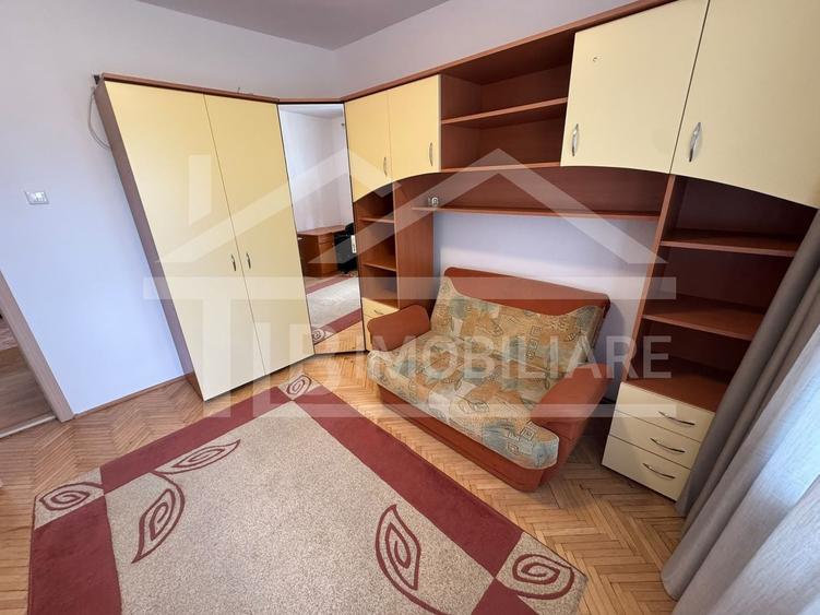 Apartament cu 2 camere decomandat, mobilat în Pandurilor