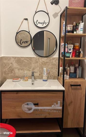 Apartament cu 4 camere în Central