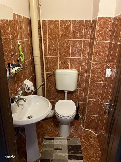 Apartament cu 3 camere în Cetate
