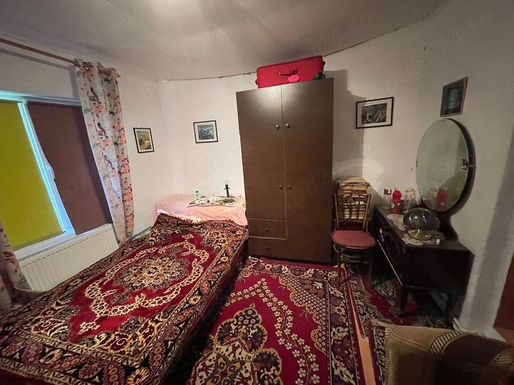 Casă cu 4 camere cu Teren 1293 Mp în Nana
