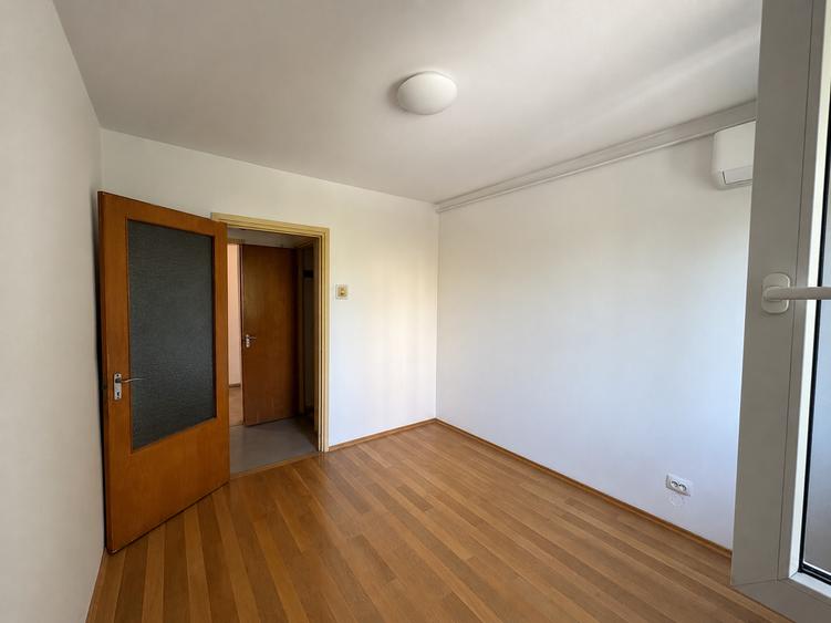 Apartament 3 camere decomandat de vânzare – lângă Mall Grand Arena, Sector 4 - 10